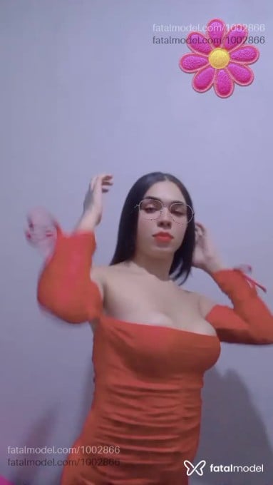 Acompanhante mulher trans com cabelo castanho de olhos castanhos em Valparaíso de Goiás - Sofya