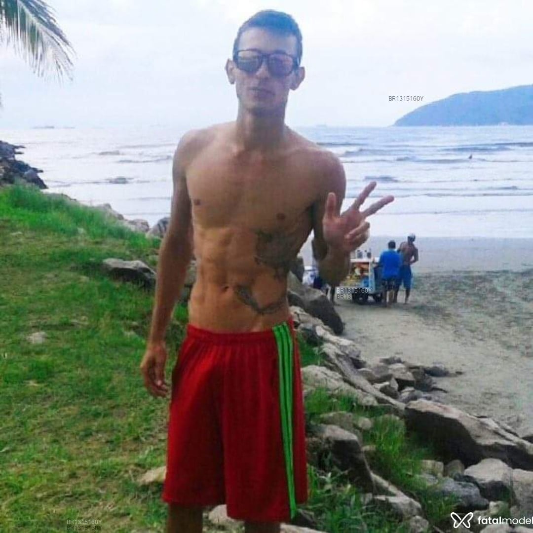 Acompanhante homem morena (o) de olhos castanhos em São Vicente Acompanhante homem morena (o) de olhos castanhos em São Vicente - Kaique Filipe