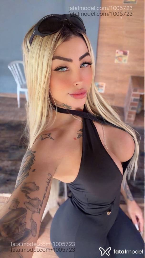 Acompanhante mulher loira (o) de olhos azuis - Fernanda prado