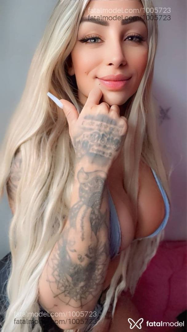 Acompanhante mulher loira (o) de olhos azuis em Curitiba - Mel Prado