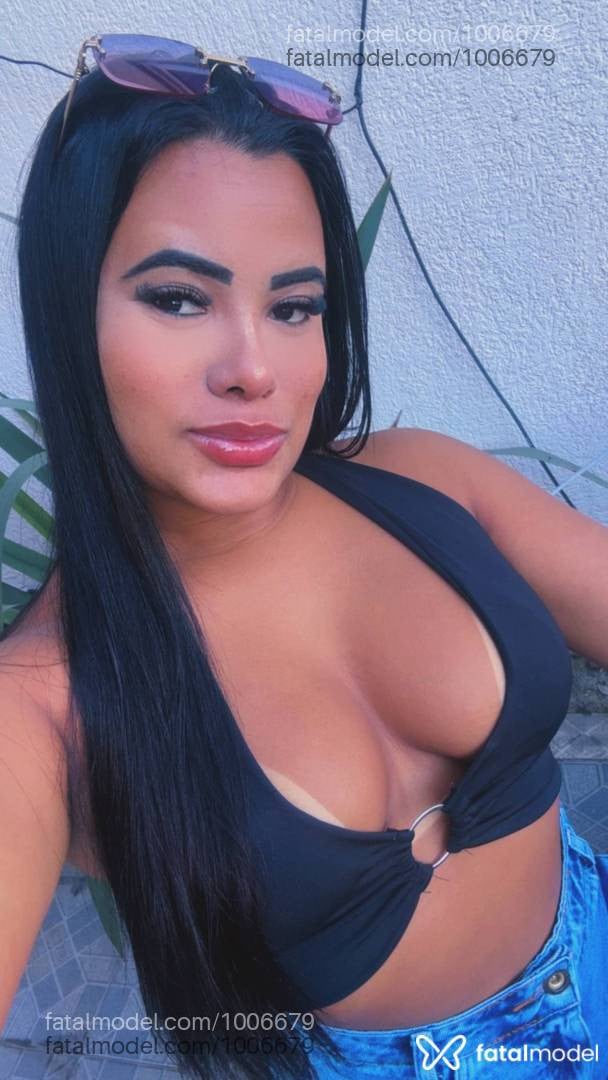Acompanhante mulher morena (o) de olhos pretos - Liviabaixinha