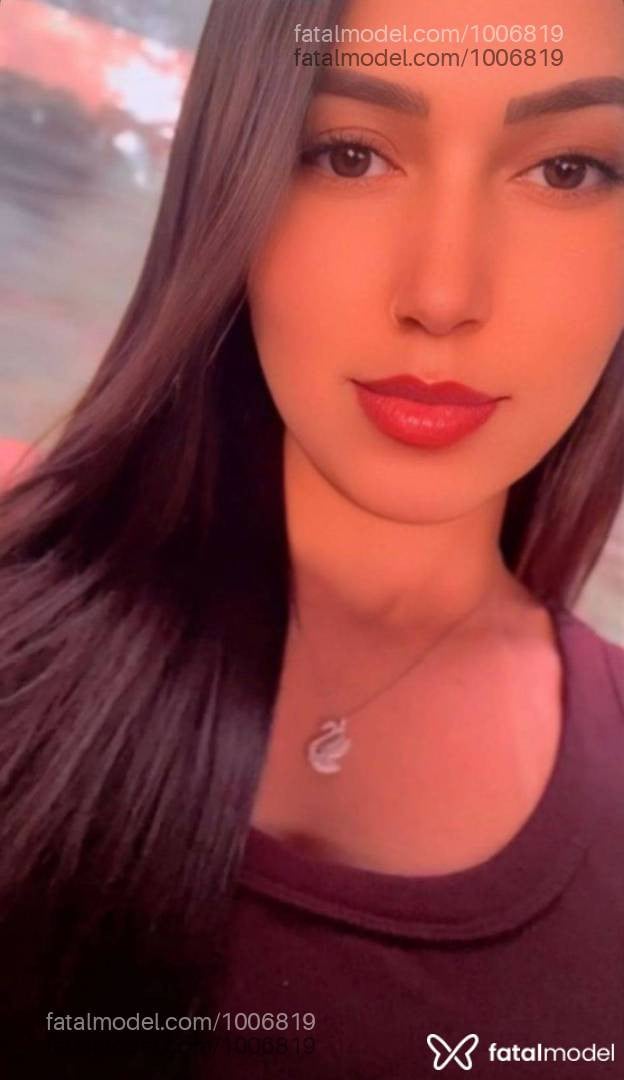 Acompanhante mulher morena (o) de olhos castanhos em São João da Boa Vista - Bruna