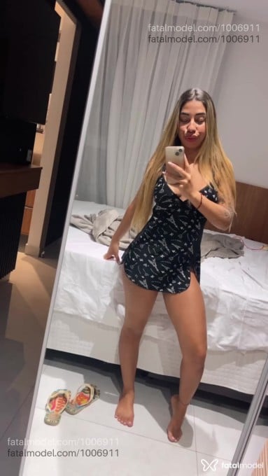 Acompanhante mulher loira (o) de olhos verdes em Ilhabela - Nathália Oliveira
