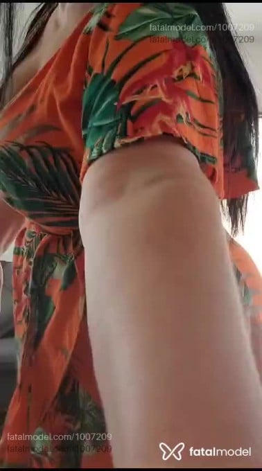 Acompanhante mulher com cabelo castanho de olhos castanhos em São Carlos Acompanhante mulher com cabelo castanho de olhos castanhos em São Carlos - Suzanne Paiva