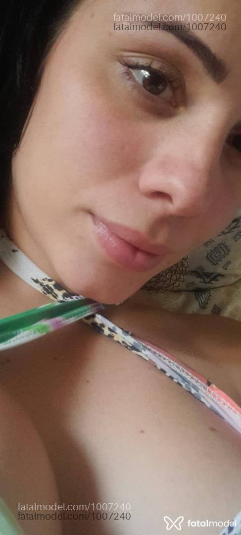 Acompanhante travesti morena (o) de olhos castanhos - Bruna Velask