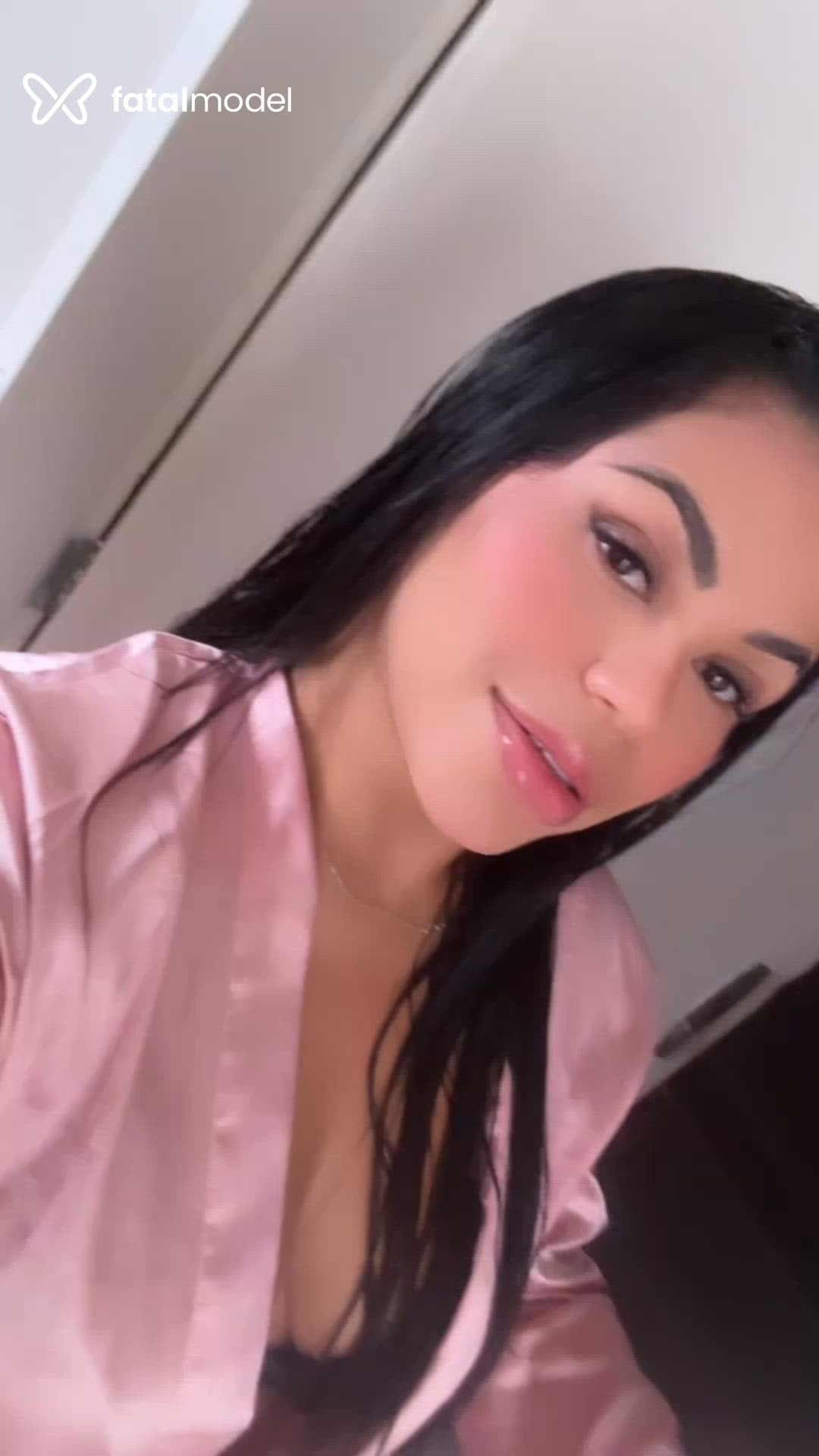 Acompanhante mulher com cabelo castanho de olhos castanhos - Fernanda Acompanhante mulher com cabelo castanho de olhos castanhos - Fernanda