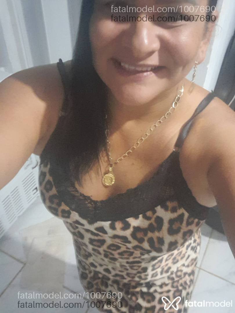 Acompanhante mulher morena (o) de olhos castanhos - Completinhavip