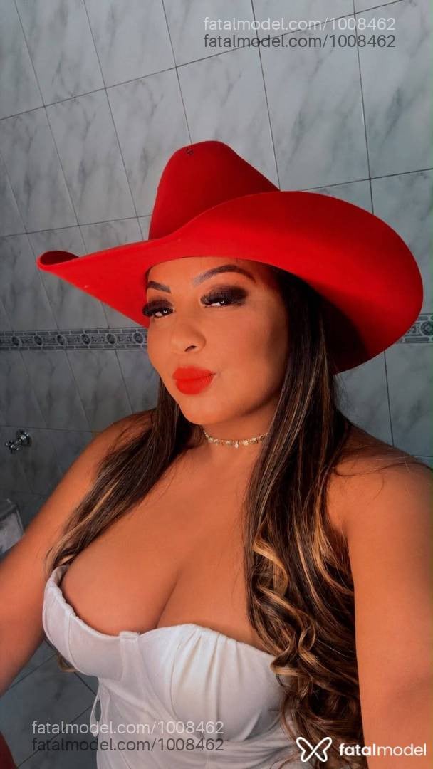 Acompanhante mulher morena (o) de olhos castanhos - Odara bombon