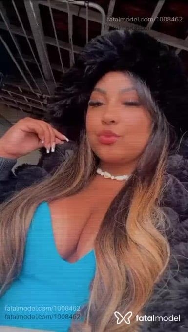 Acompanhante mulher morena (o) de olhos castanhos em Cristalina Acompanhante mulher morena (o) de olhos castanhos em Cristalina - Odara bombon