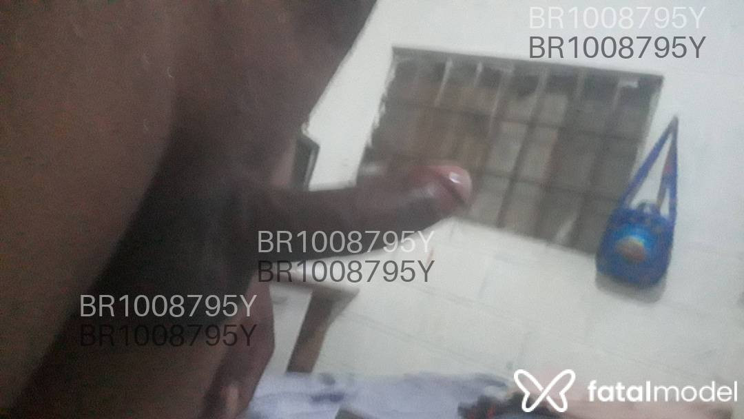 Acompanhante homem morena (o) de olhos castanhos em Rio de Janeiro Acompanhante homem morena (o) de olhos castanhos em Rio de Janeiro - Morenob