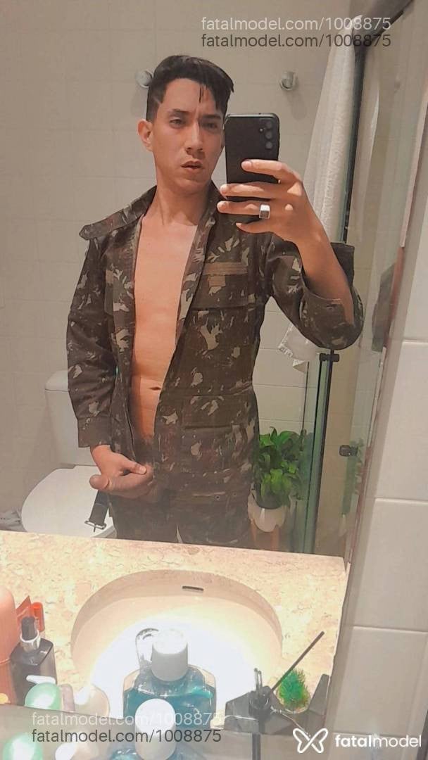 Acompanhante homem morena (o) de olhos pretos em Florianópolis - Thales