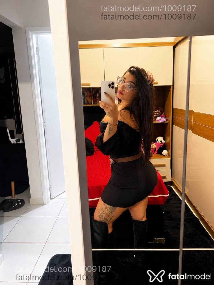 Acompanhante mulher morena (o) de olhos castanhos - Veronica Dominni