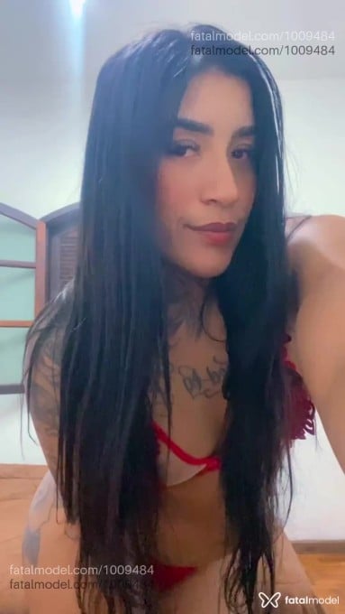 Acompanhante mulher morena (o) de olhos castanhos - Maya Ayumi