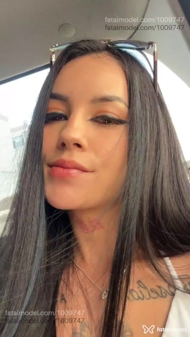 Acompanhante mulher com cabelo castanho de olhos castanhos em Florianópolis - Aylla Sophia