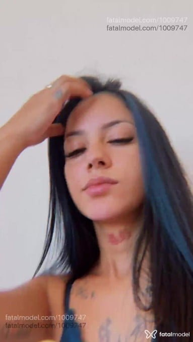 Acompanhante mulher com cabelo castanho de olhos castanhos em Florianópolis - Aylla Sophia