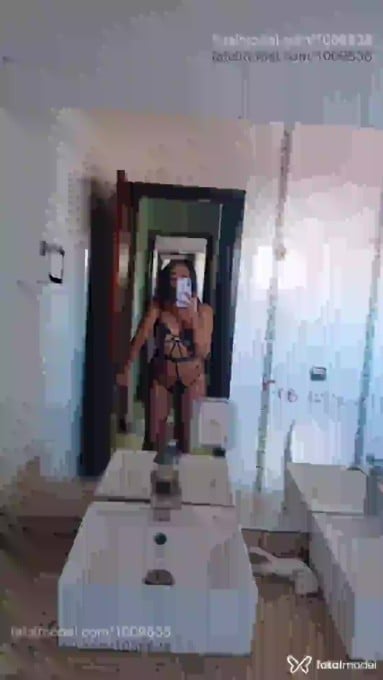 Acompanhante mulher morena (o) de olhos pretos em São Miguel do Oeste Acompanhante mulher morena (o) de olhos pretos em São Miguel do Oeste - Bianca sylva