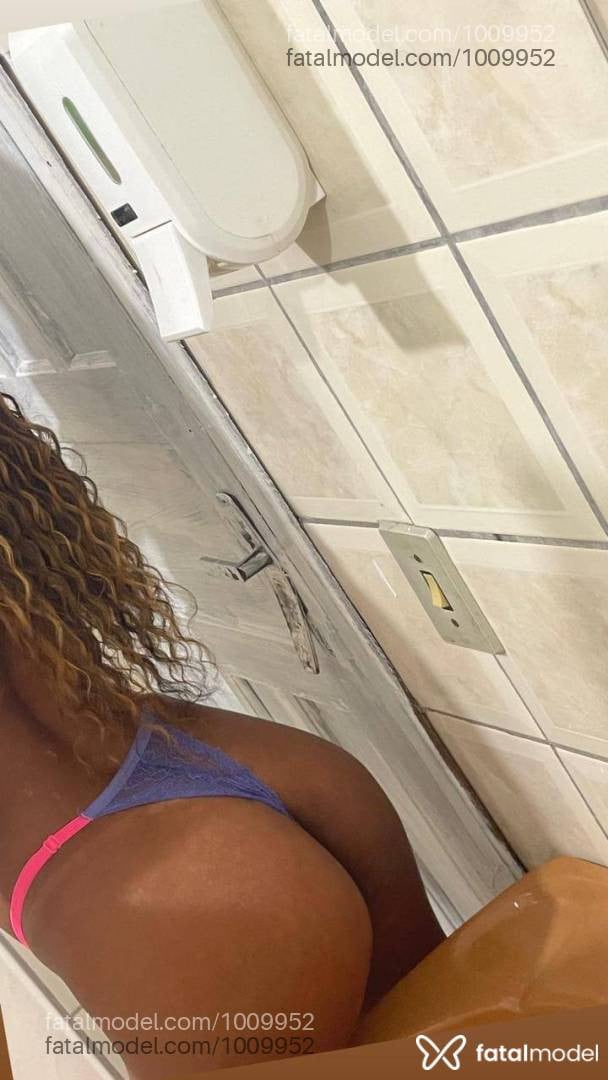 Acompanhante mulher morena (o) de olhos pretos em Guarapari - Thais
