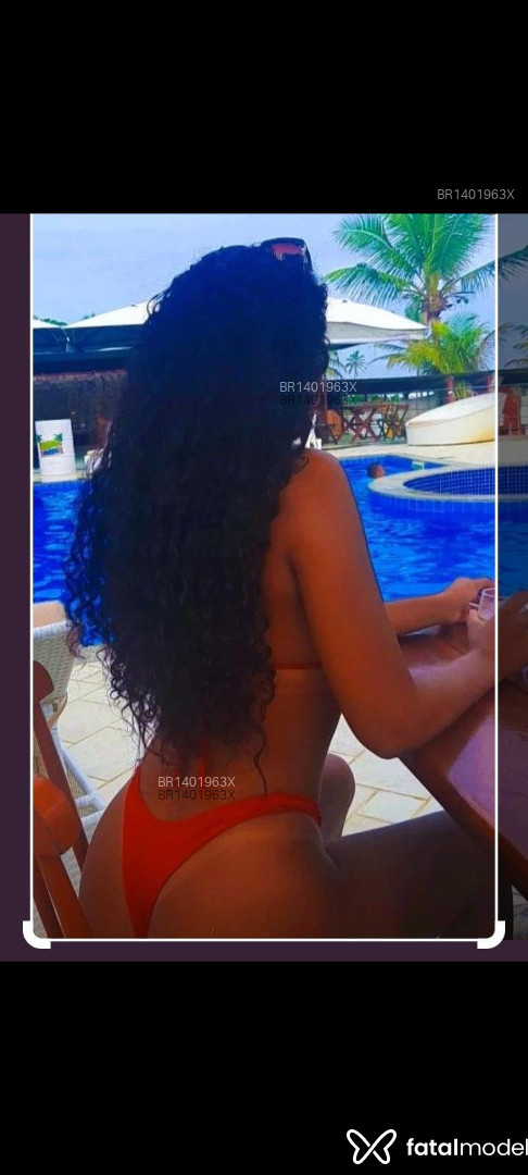 Acompanhante mulher morena (o) de olhos castanhos em São Gonçalo - Luanna