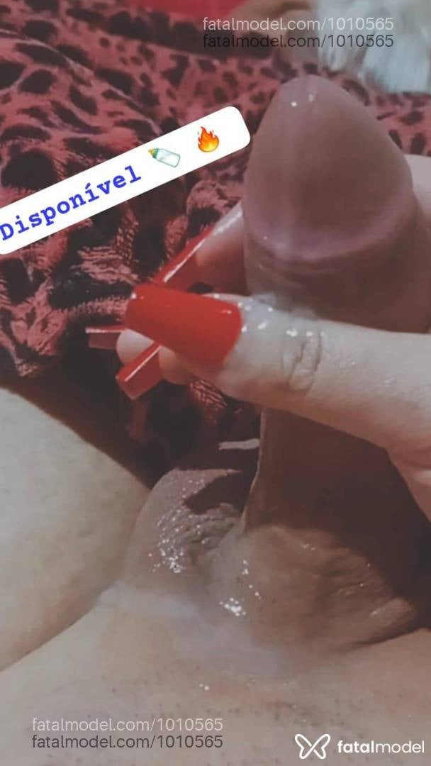 Acompanhante mulher trans morena (o) de olhos castanhos - Luyza
