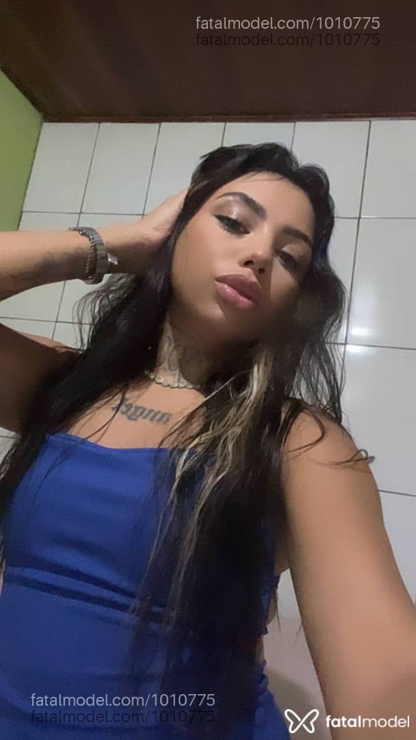 Acompanhante mulher com cabelo castanho de olhos castanhos - Rebeca