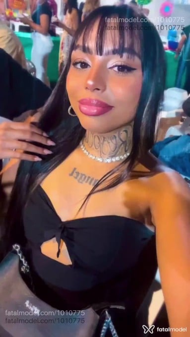 Acompanhante mulher com cabelo castanho de olhos castanhos em Tangará da Serra Acompanhante mulher com cabelo castanho de olhos castanhos em Tangará da Serra - Rebeca