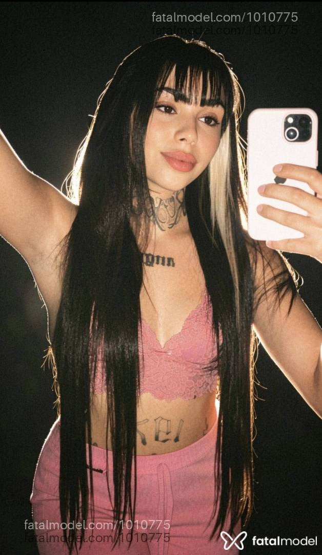 Acompanhante mulher com cabelo castanho de olhos castanhos em Tangará da Serra - Rebeca