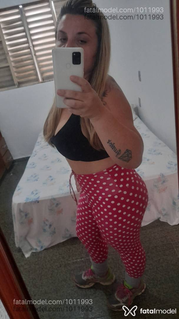Acompanhante mulher loira (o) de olhos castanhos em São Carlos - Valesca mendes