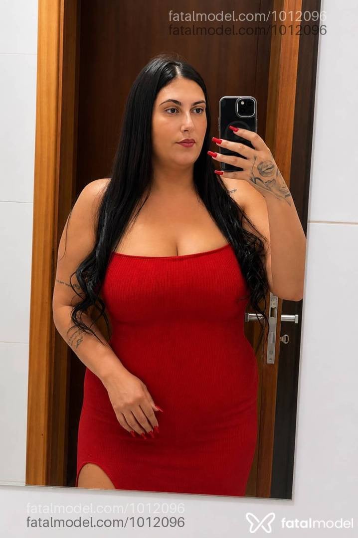 Acompanhante mulher morena (o) de olhos castanhos - Kyara