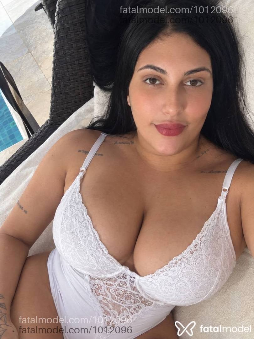 Acompanhante mulher morena (o) de olhos castanhos - Kyara