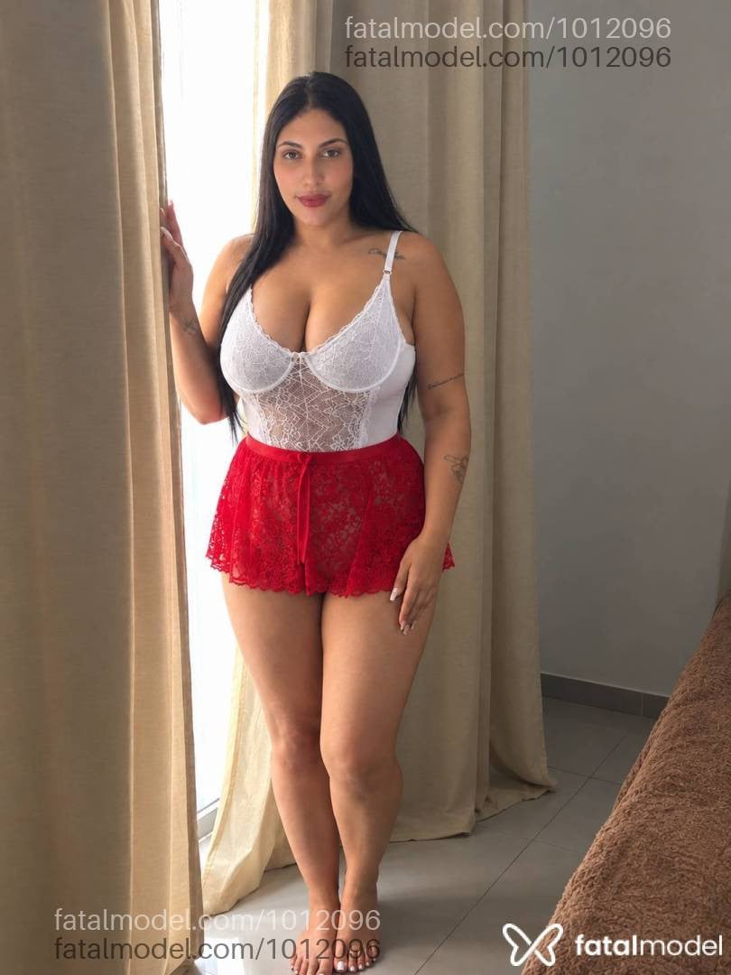 Acompanhante mulher morena (o) de olhos castanhos - Kyara