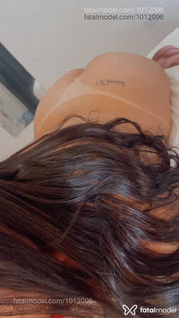 Acompanhante mulher morena (o) de olhos castanhos - Kyara