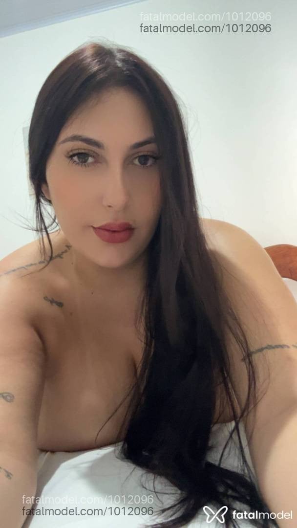 Acompanhante mulher morena (o) de olhos castanhos - Kyara