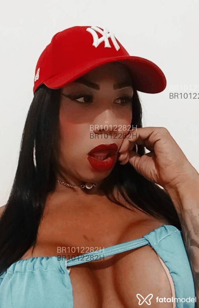 Acompanhante travesti morena (o) de olhos castanhos em Lajeado - Ariele