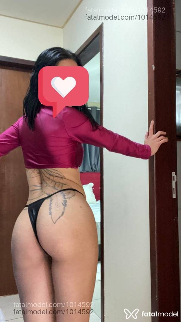 Acompanhante mulher morena (o) de olhos castanhos - Beatriz Ferraz Acompanhante mulher morena (o) de olhos castanhos - Beatriz Ferraz