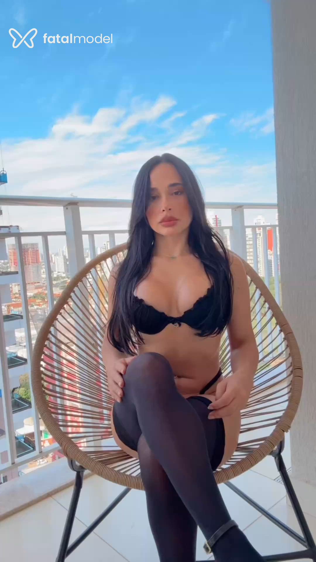 Acompanhante mulher morena (o) de olhos castanhos em Curitiba - ANA PAULA