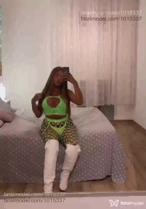 Acompanhante mulher trans loira (o) de olhos castanhos em Farroupilha Acompanhante mulher trans loira (o) de olhos castanhos em Farroupilha - Isabella Ohara