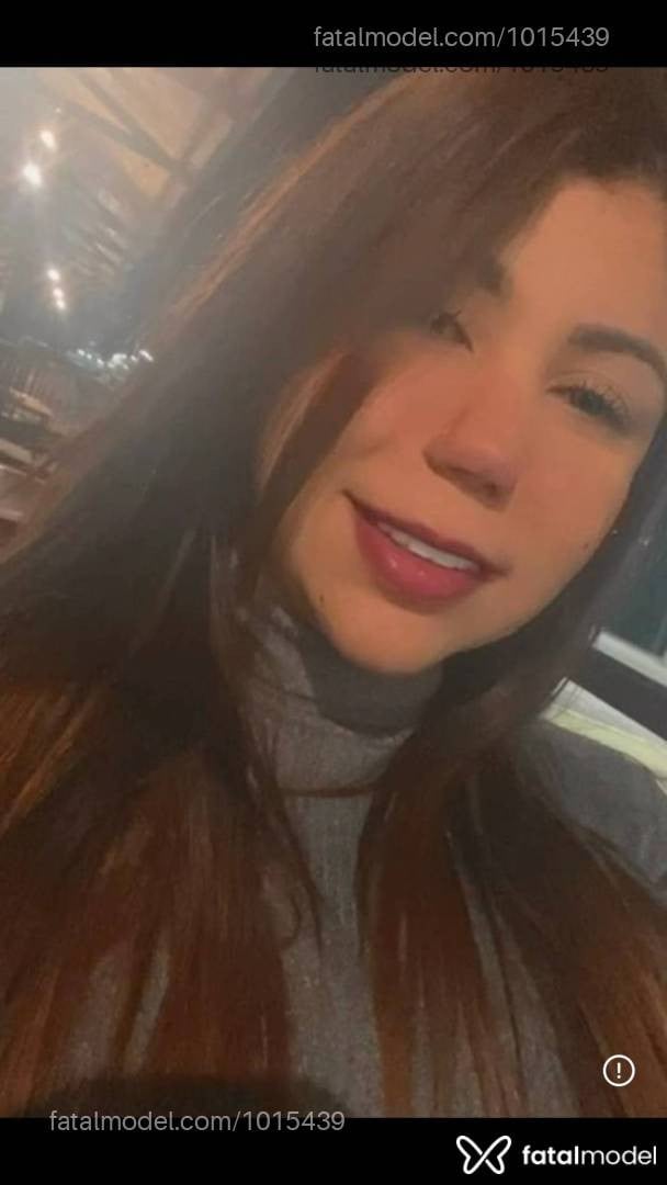 Acompanhante mulher com cabelo castanho de olhos castanhos - Brenda louise