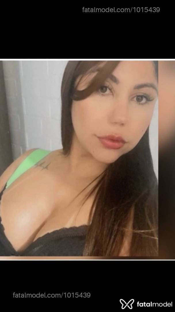 Acompanhante mulher com cabelo castanho de olhos castanhos - Brenda louise