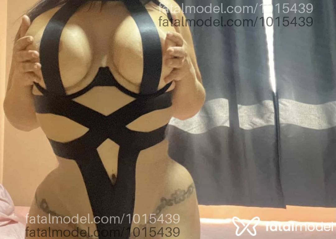 Acompanhante mulher com cabelo castanho de olhos castanhos em Florianópolis Acompanhante mulher com cabelo castanho de olhos castanhos em Florianópolis - Brenda louise