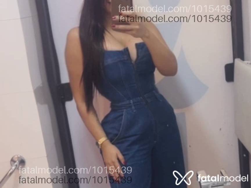 Acompanhante mulher com cabelo castanho de olhos castanhos - Brenda louise
