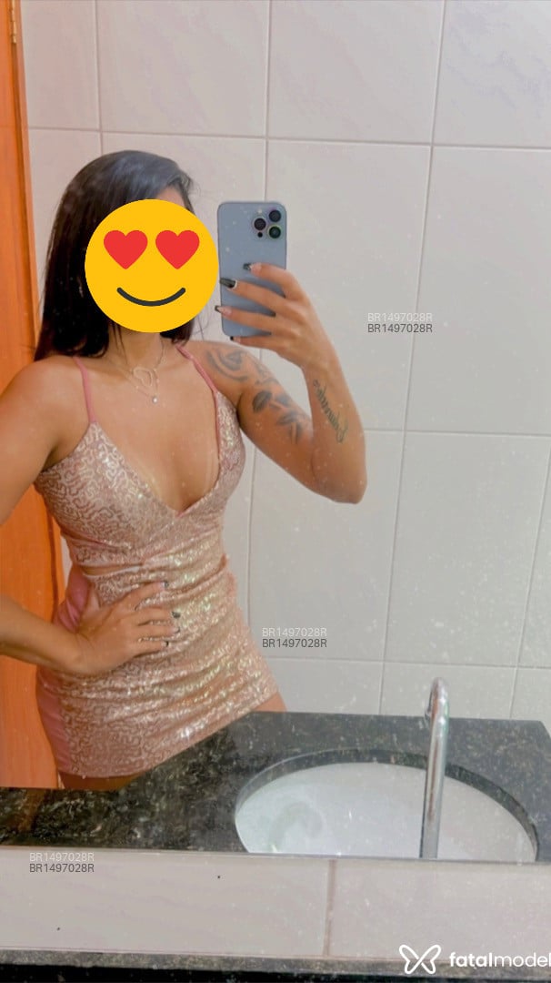 Acompanhante mulher morena (o) de olhos castanhos - Tati Lobato Acompanhante mulher morena (o) de olhos castanhos - Tati Lobato