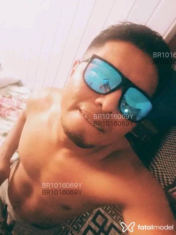 Acompanhante homem morena (o) de olhos castanhos em Macapá Acompanhante homem morena (o) de olhos castanhos em Macapá - Prostitutopaudemel