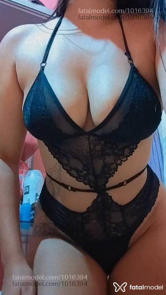 Acompanhante mulher morena (o) de olhos pretos - Pamela