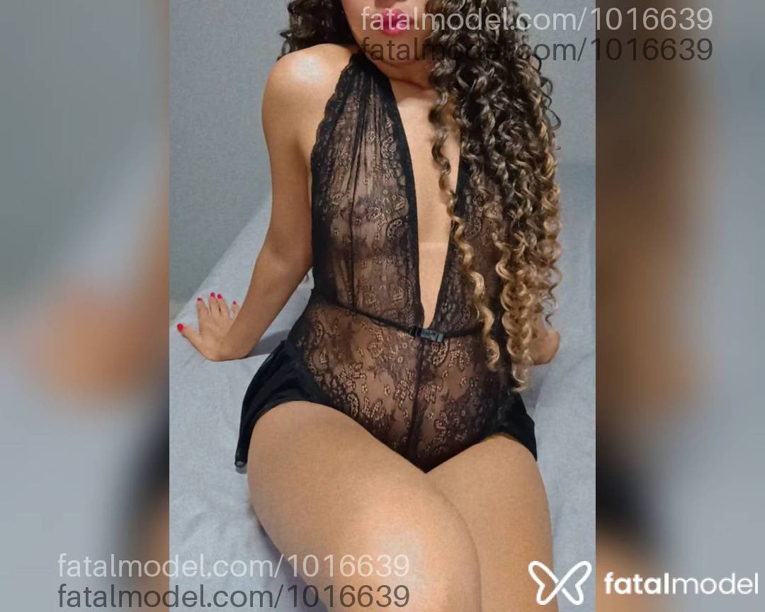 Acompanhante mulher morena (o) de olhos castanhos - Heloísa Dias
