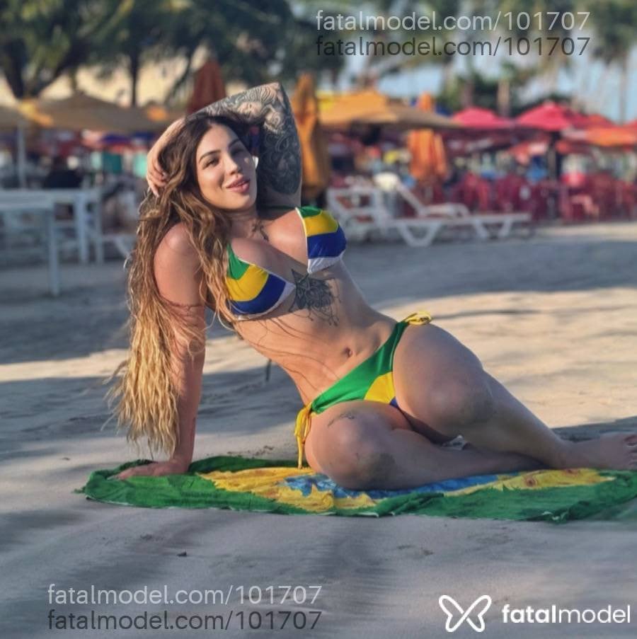 Acompanhante travesti loira (o) de olhos azuis em Pouso Alegre - Geisa Lopes