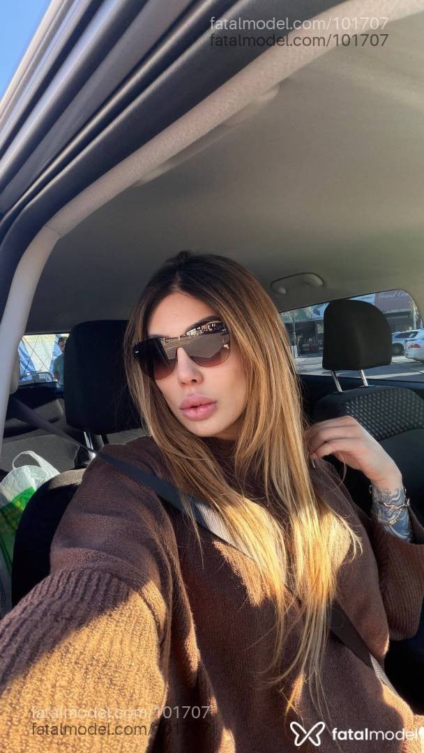 Acompanhante travesti loira (o) de olhos azuis em Pouso Alegre - Geisa Lopes