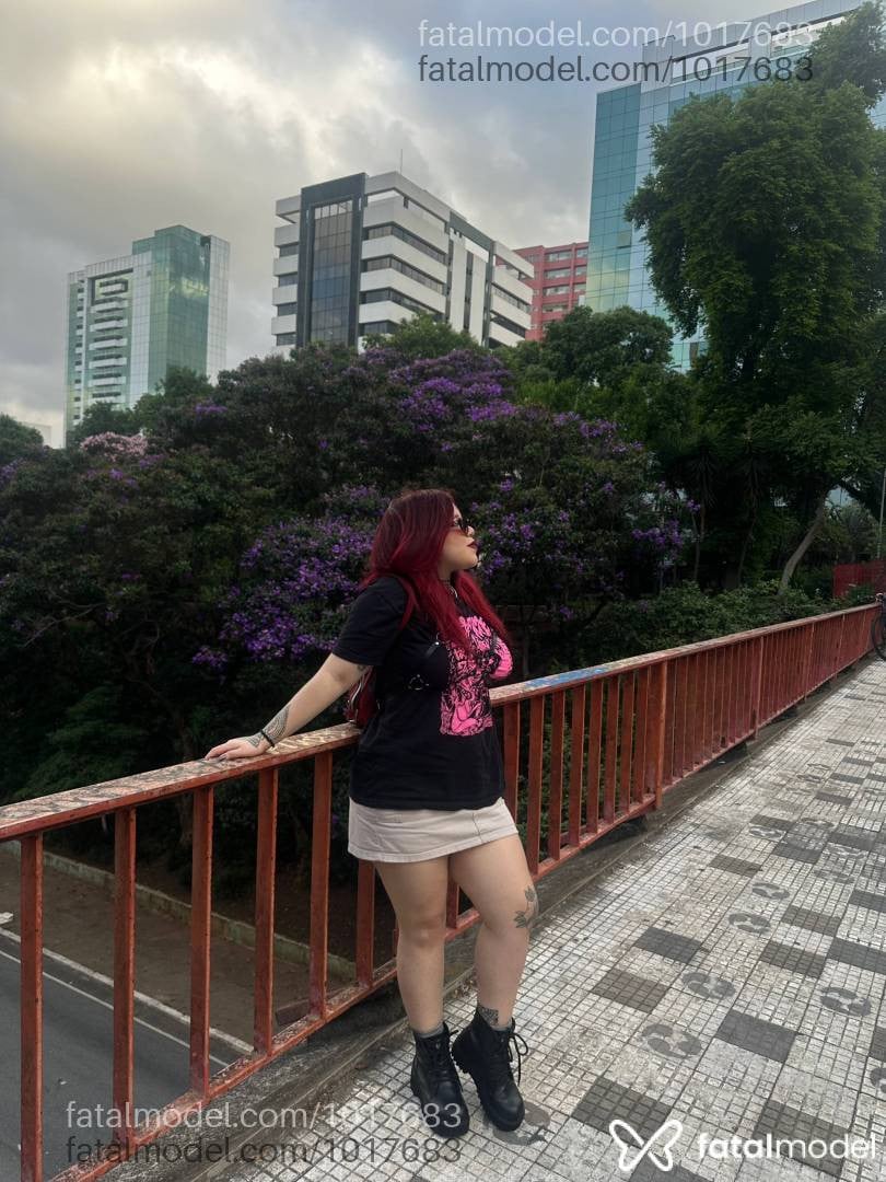 Acompanhante mulher loira (o) de olhos castanhos em São Paulo - Bella Stewart