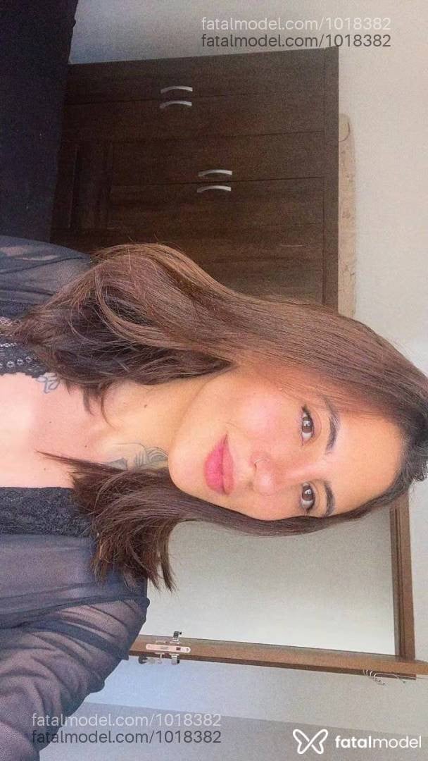 Acompanhante mulher morena (o) de olhos castanhos - Cacau Luz