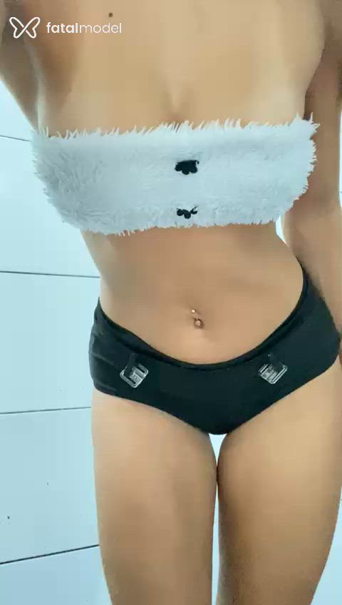 Acompanhante mulher com cabelo castanho de olhos castanhos - Mel schmidt Acompanhante mulher com cabelo castanho de olhos castanhos - Mel schmidt