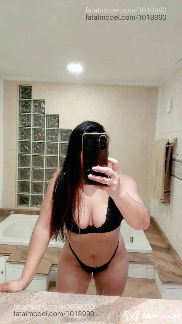 Acompanhante mulher com cabelo castanho de olhos pretos em Taquara - Brenda Bernardi